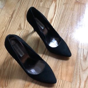 New steve Madden suede heels size 7